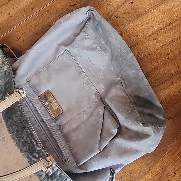 Michael Kors Gun Metal Metallic Jet Set Tote Bag - Picture 17 of 17